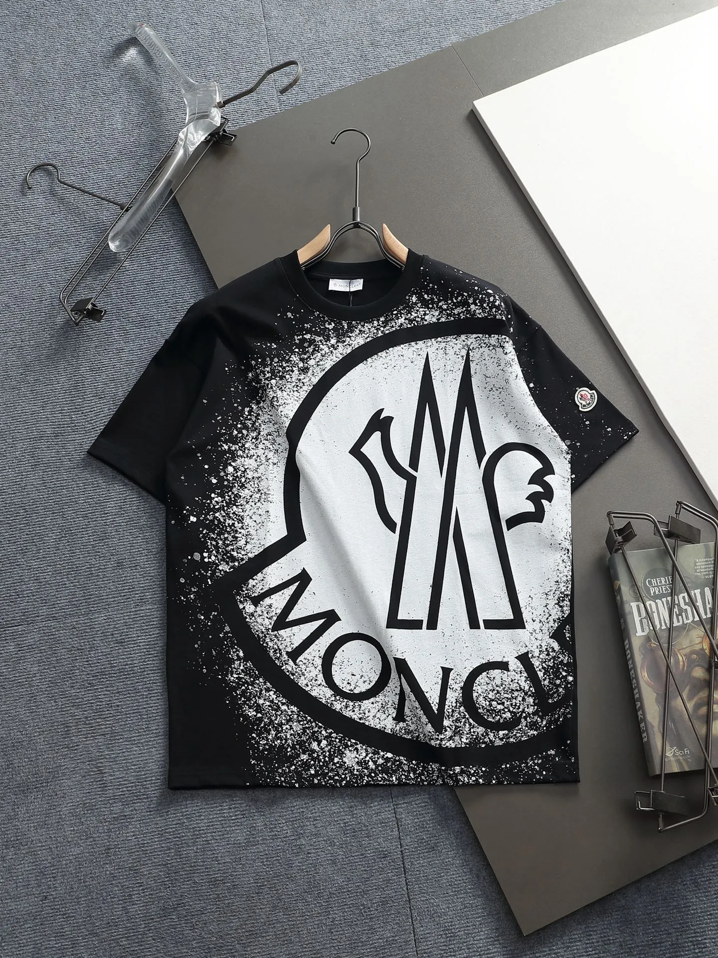 2026 New Arrival Same Style👫 T ， ！ ， ， logo ！ ， Versatile， ， ！ ！ Classic Versatile T ， logo ！ ！ Quality ， ！！ ：Black Gray Size：XS S M L